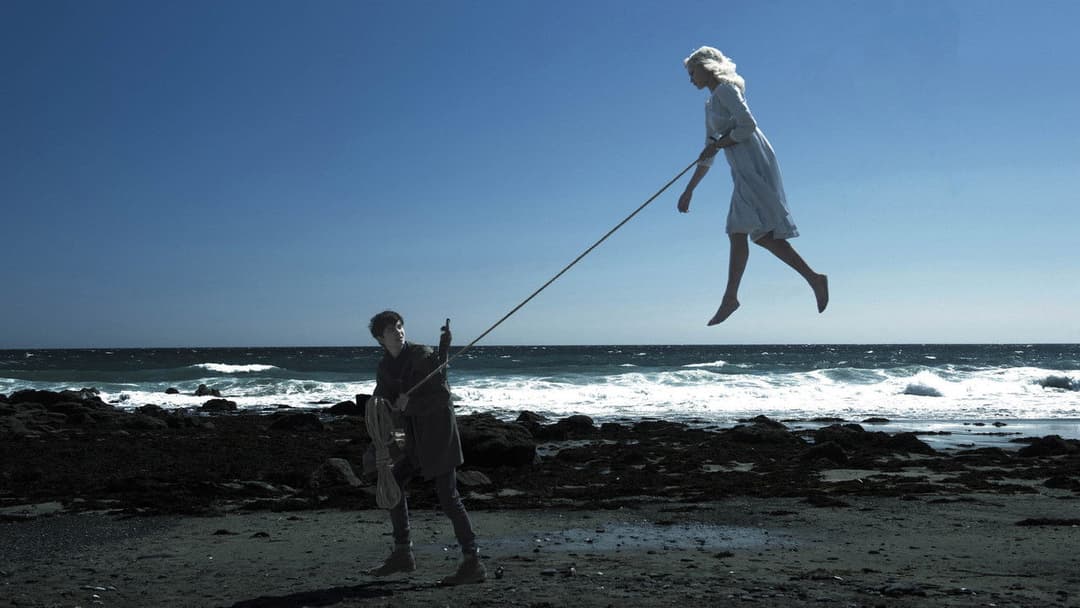 Miss Peregrine's Home for Peculiar Children backdrop 10