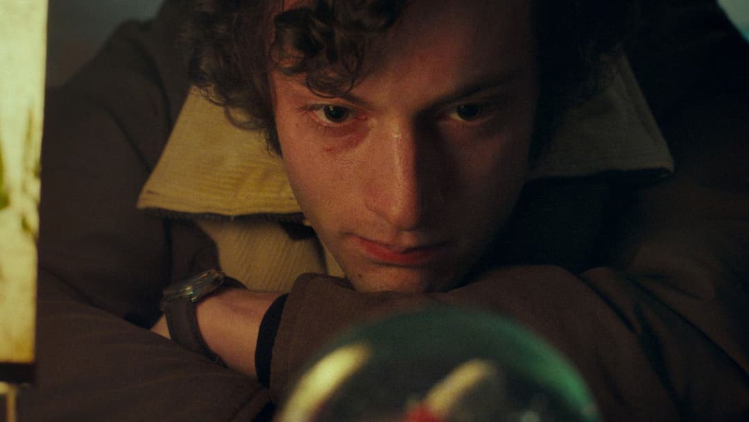 Залишенці backdrop 7