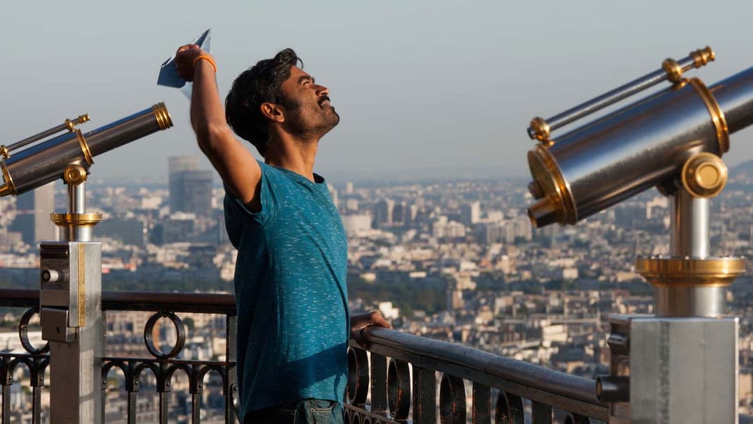 The Extraordinary Journey of the Fakir backdrop 16