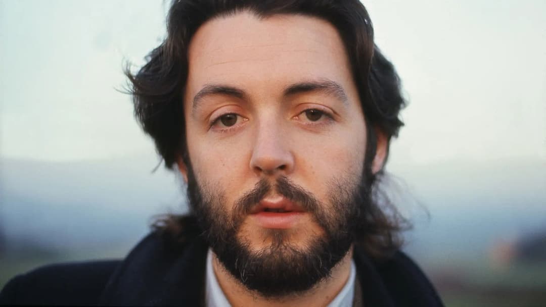 Man on the Run backdrop 8