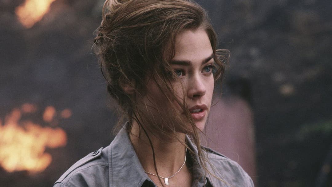 007: І цілого світу замало backdrop 12