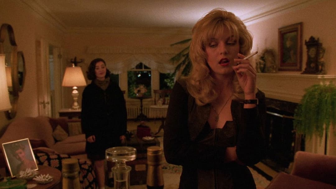 Twin Peaks: Fire Walk with Me backdrop 13