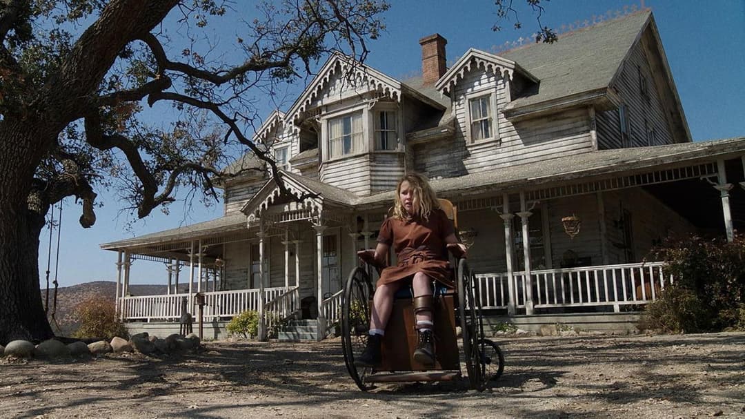 Annabelle 2 backdrop 12