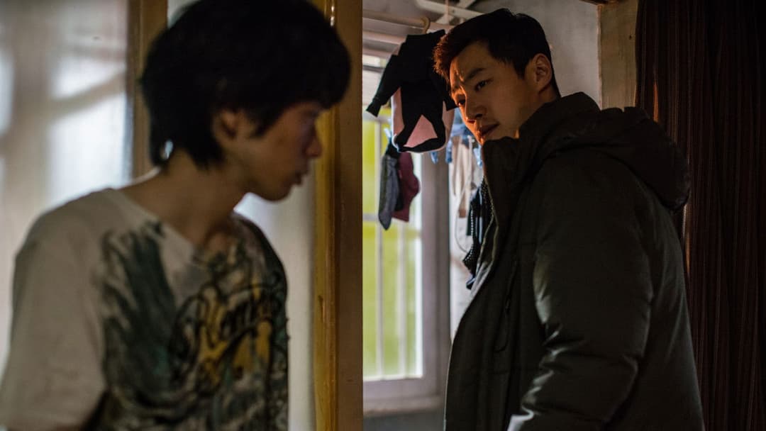 Miss Baek backdrop 16