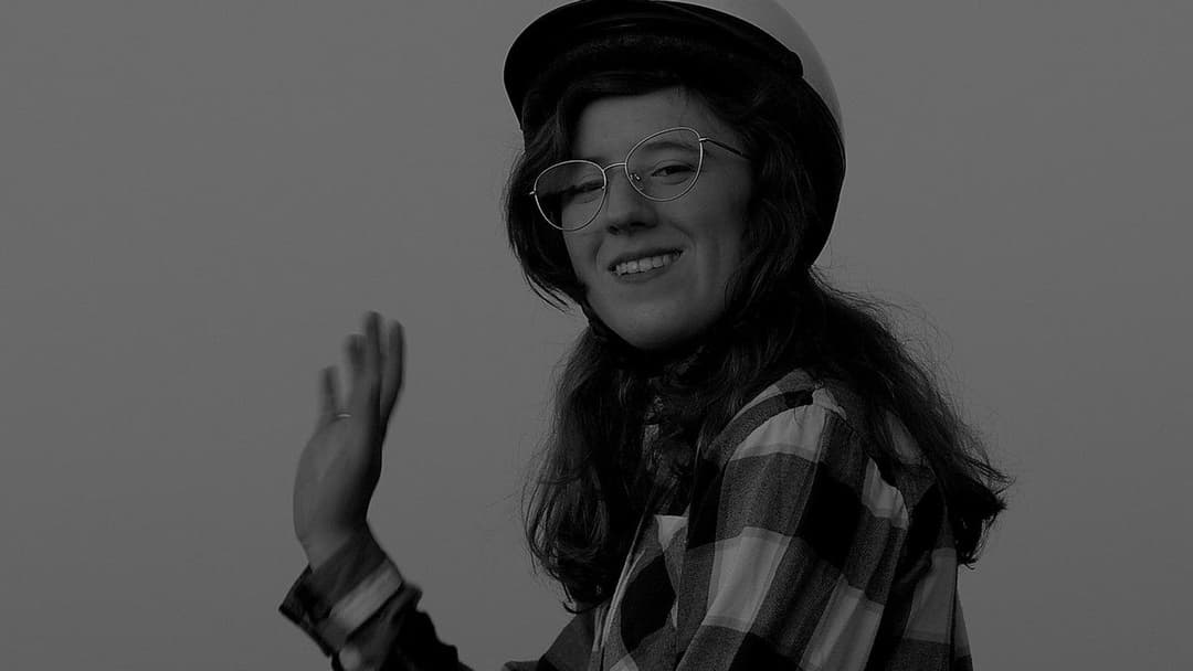 Wanted Guest backdrop 2