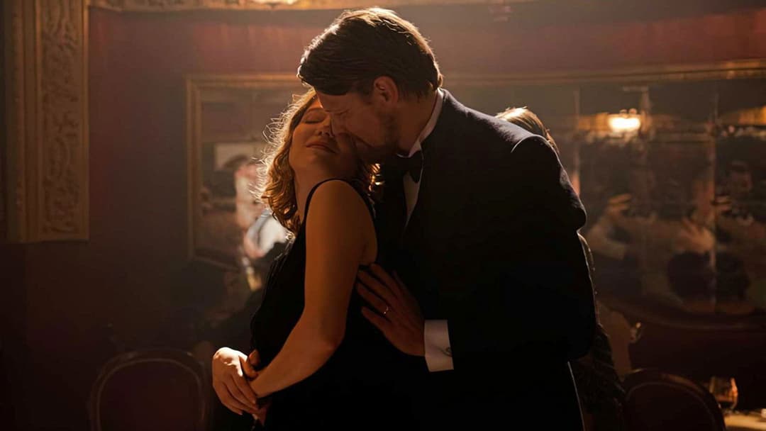 The Story of My Wife backdrop 4