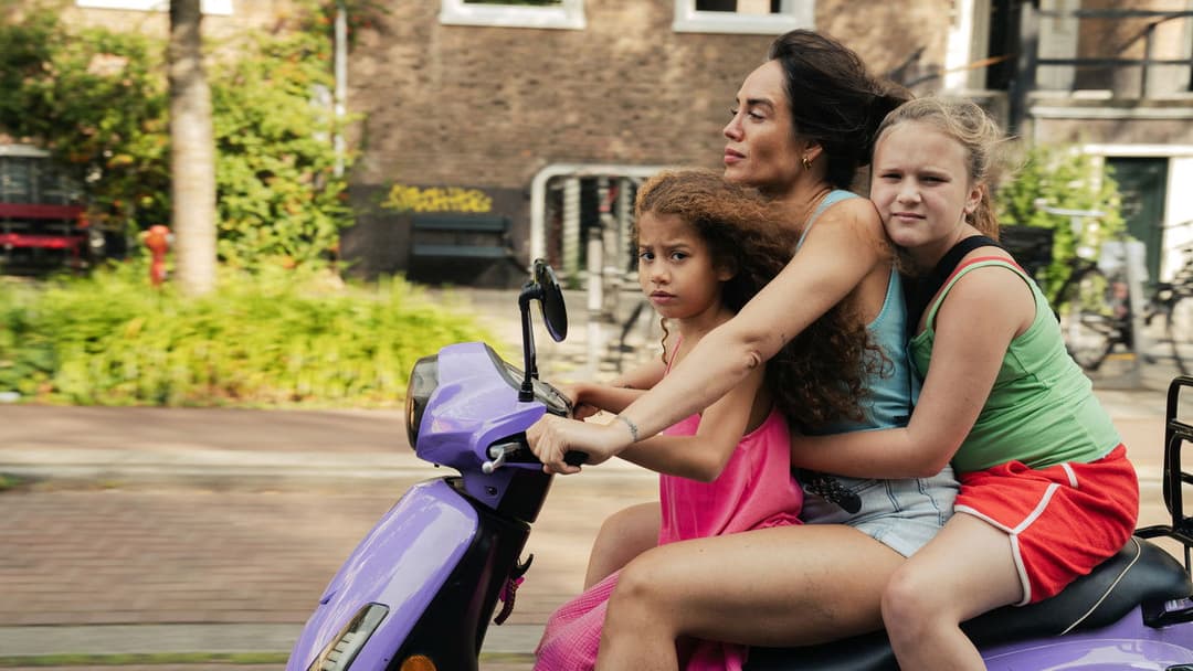 Treat Her Like a Lady backdrop 4