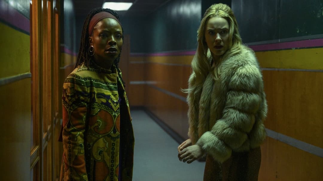 I'm Your Woman backdrop 9