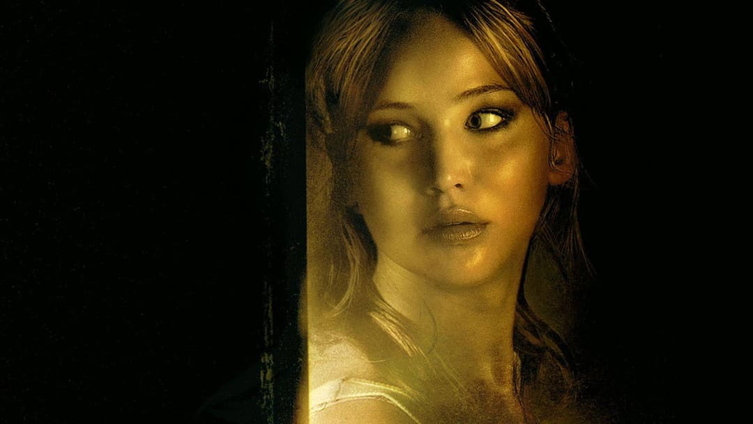 House at the End of the Street backdrop 5