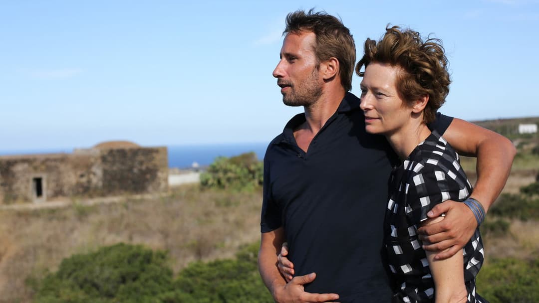 A Bigger Splash backdrop 20