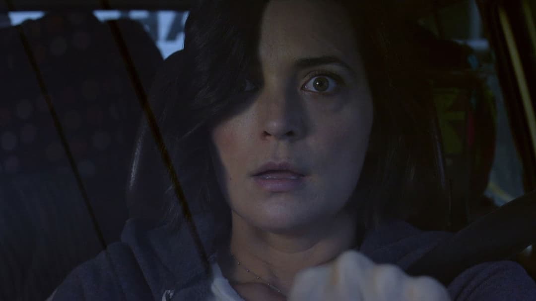 Alone - Du kannst nicht entkommen backdrop 13