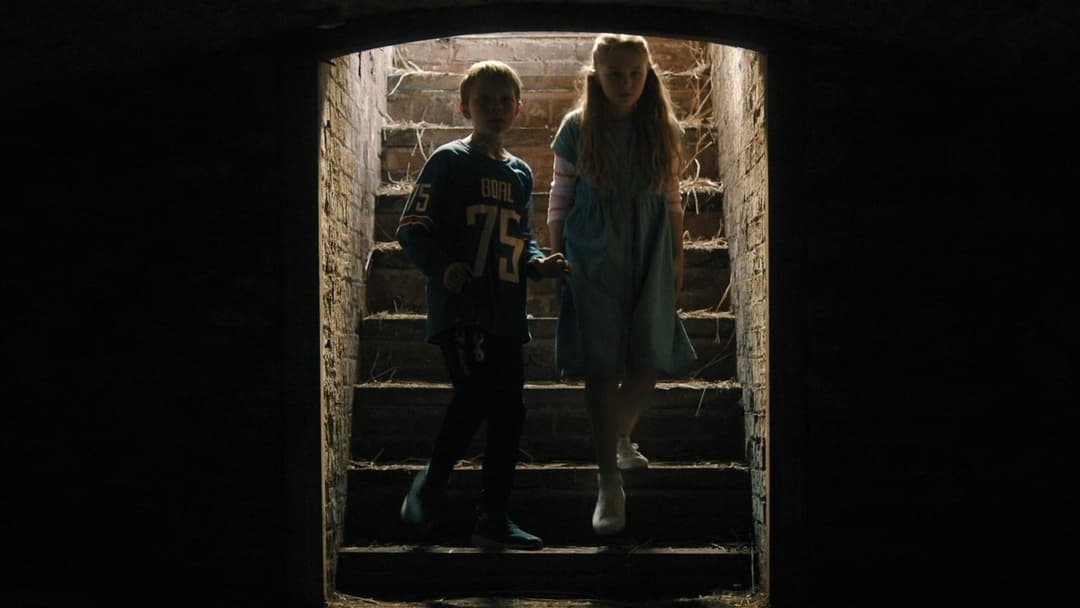 Speak No Evil backdrop 17