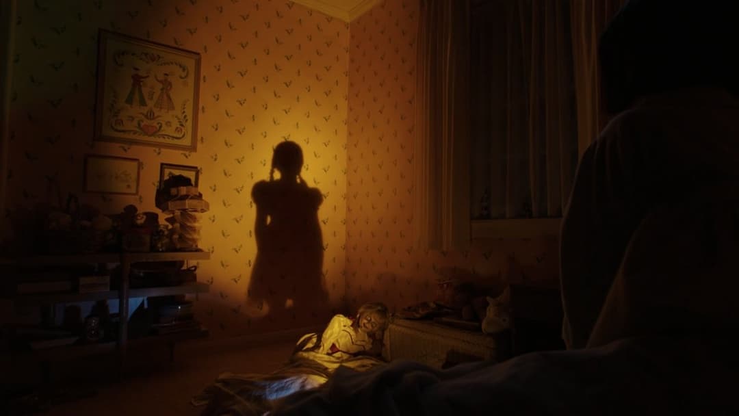 Annabelle Comes Home backdrop 15