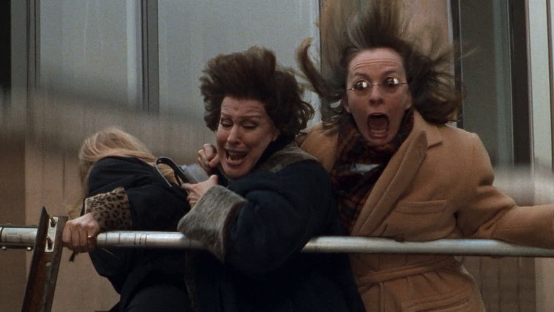 Der Club der Teufelinnen backdrop 16