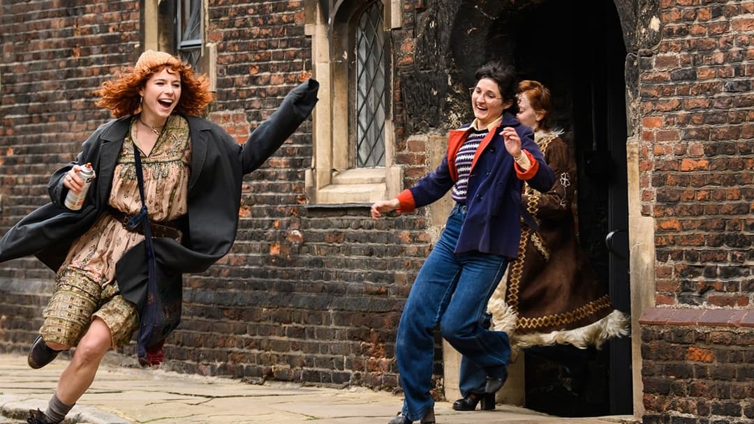 Misbehaviour backdrop 4