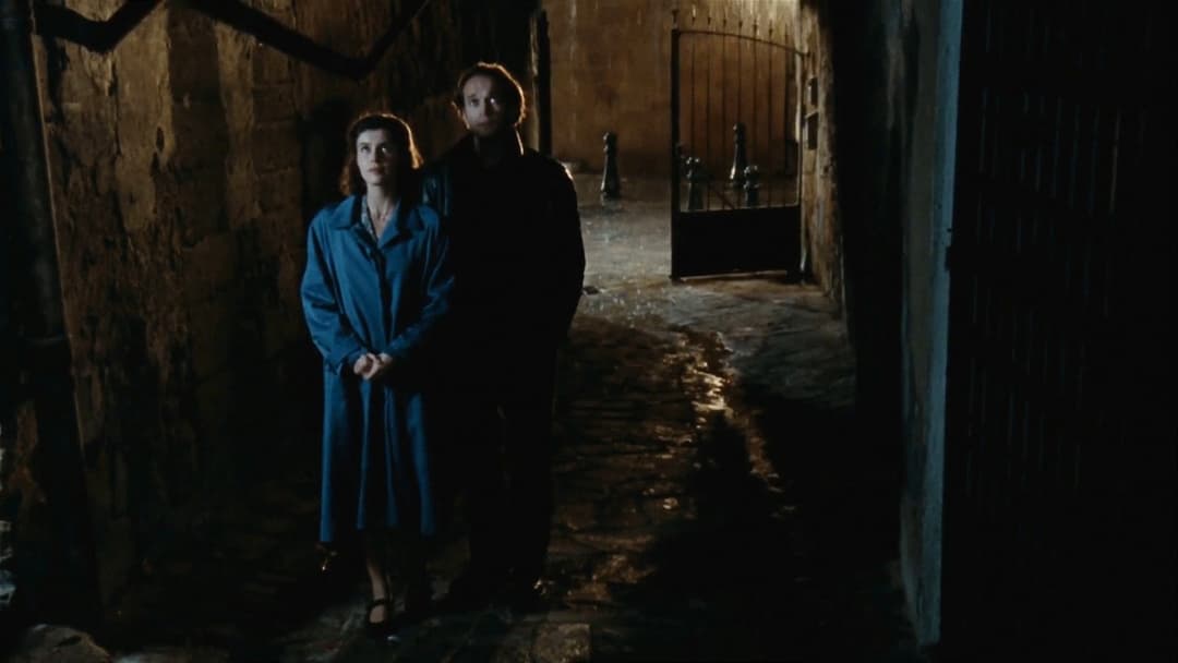 Jenseits der Wolken backdrop 9