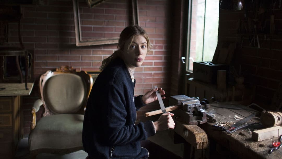 Personal Shopper backdrop 17