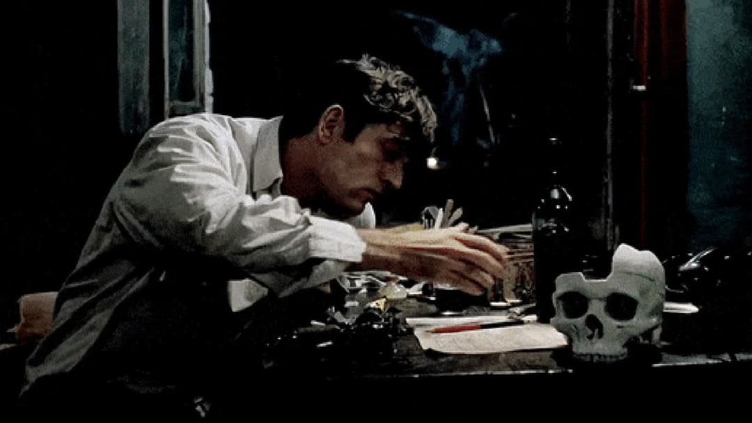 DellaMorte DellAmore backdrop 4