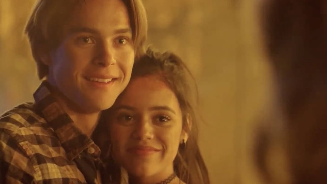 The Babysitter: Killer Queen backdrop 12