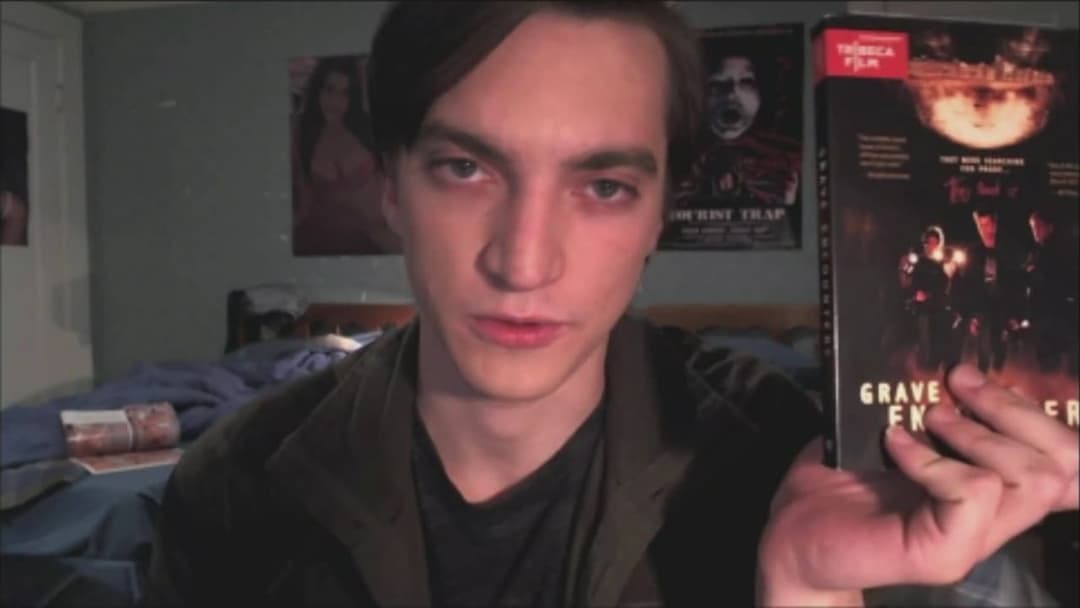 Grave Encounters 2 backdrop 1