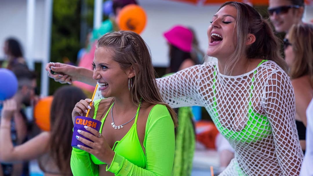 How to Have Sex backdrop 9