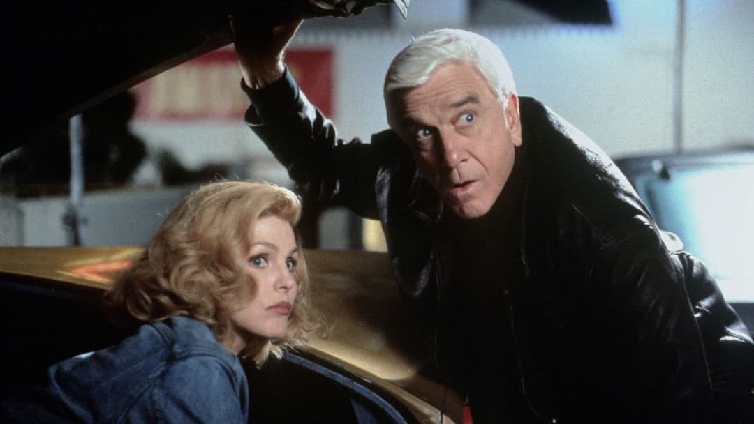 Голий пістолет 33⅓: Остання образа backdrop 3