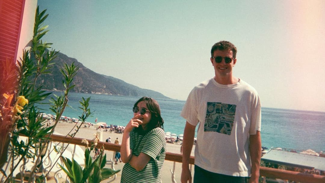 Після сонця backdrop 2