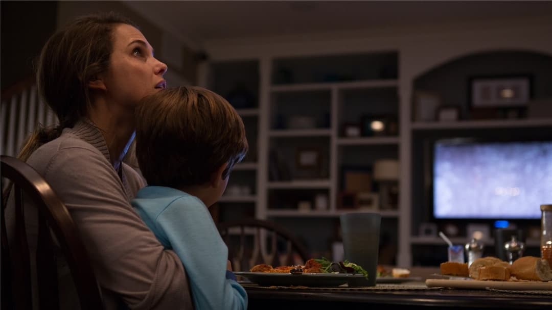 Dark Skies - Sie sind unter uns backdrop 19