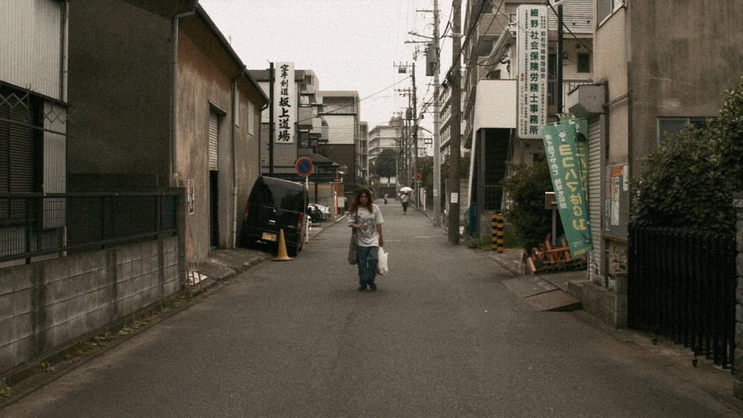 100 Yen Love backdrop 6