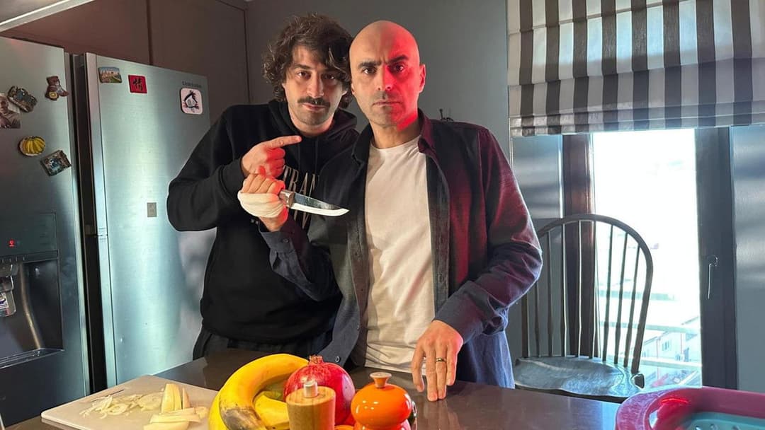 Cam Sehpa backdrop 1