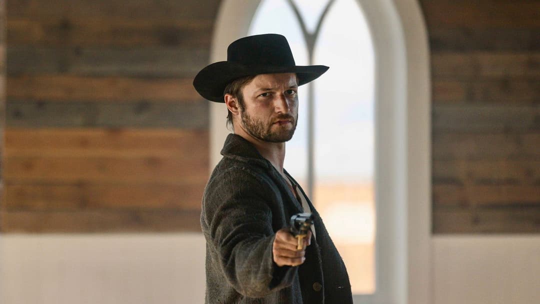 Нечестива трійця backdrop 5