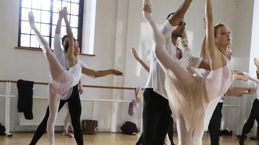 StreetDance: New York backdrop 6