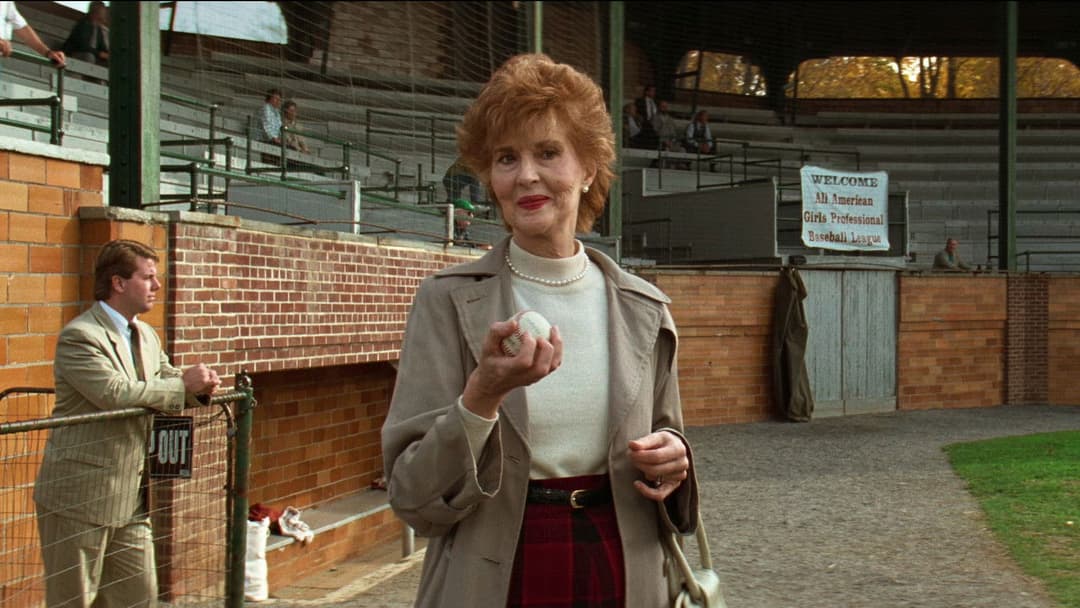 Їх власна ліга backdrop 17