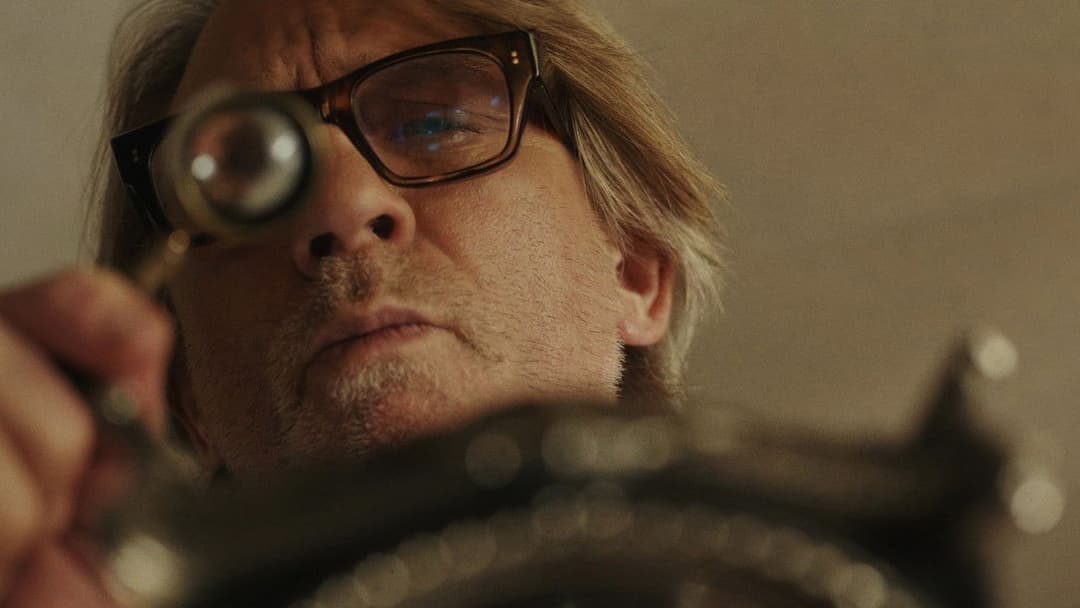 Wake Up Dead Man: A Knives Out Mystery backdrop 8