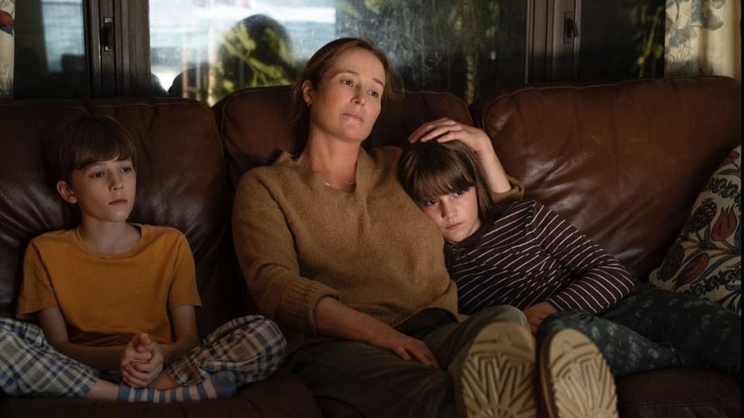 Вона сказала backdrop 9