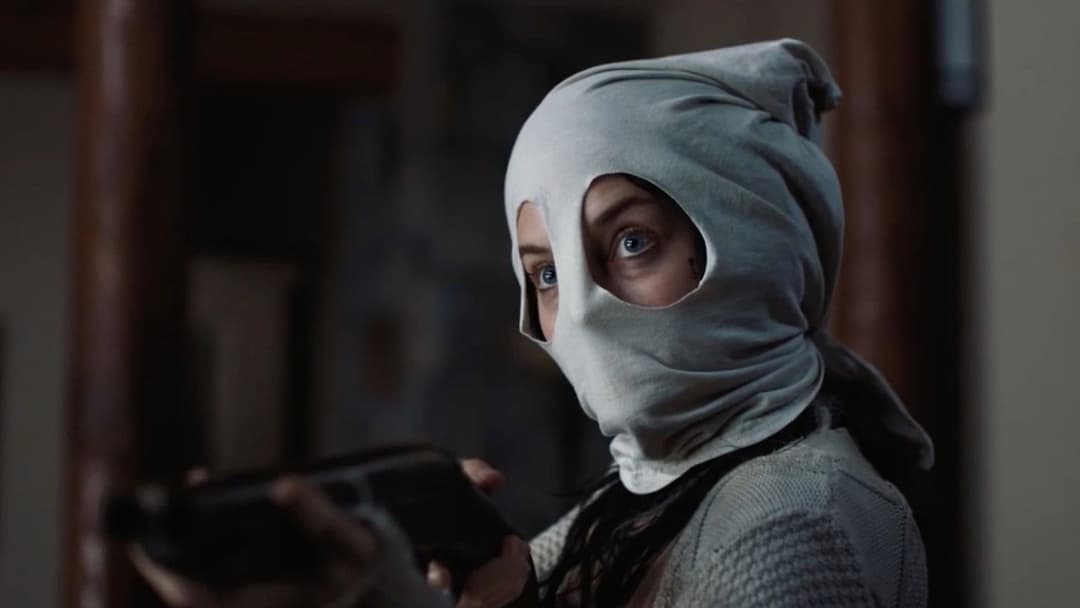 I Don't Feel at Home in This World Anymore backdrop 6