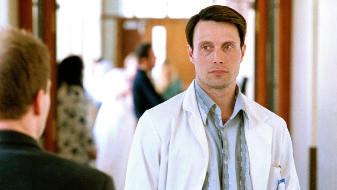 Wilbur Wants to Kill Himself backdrop 5