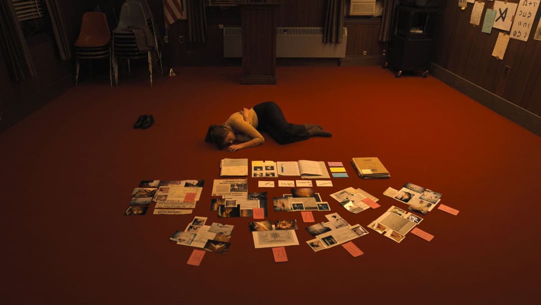 Longlegs backdrop 12