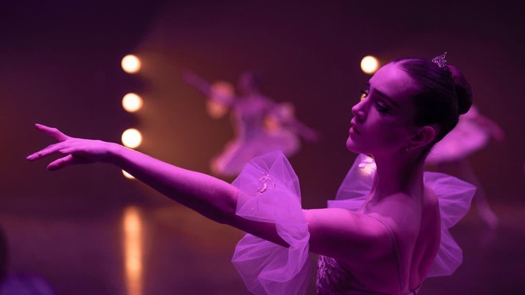 The American backdrop 16