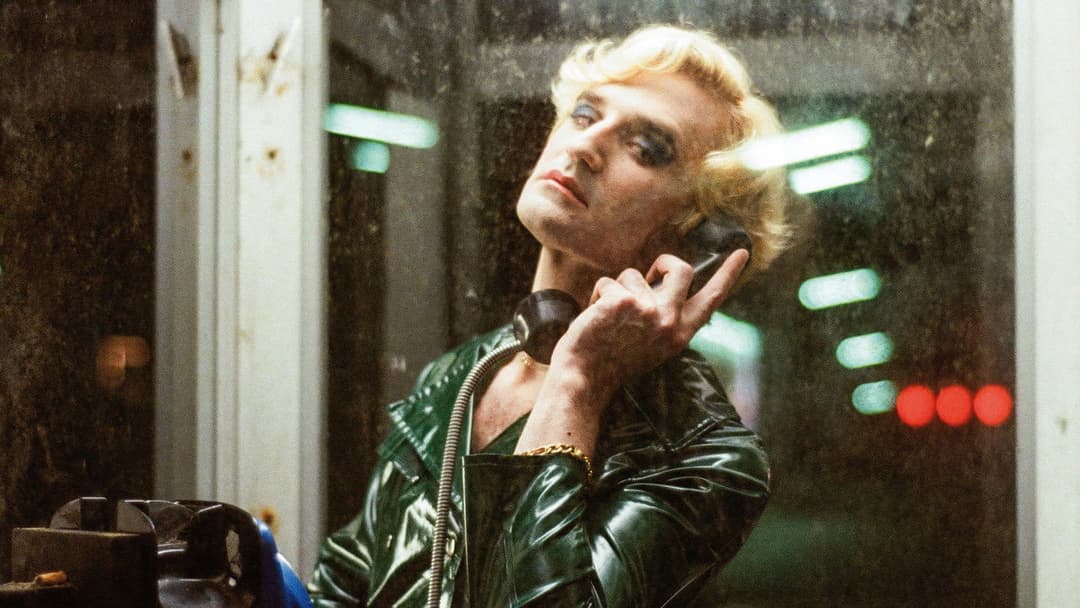 Messer im Herz backdrop 17