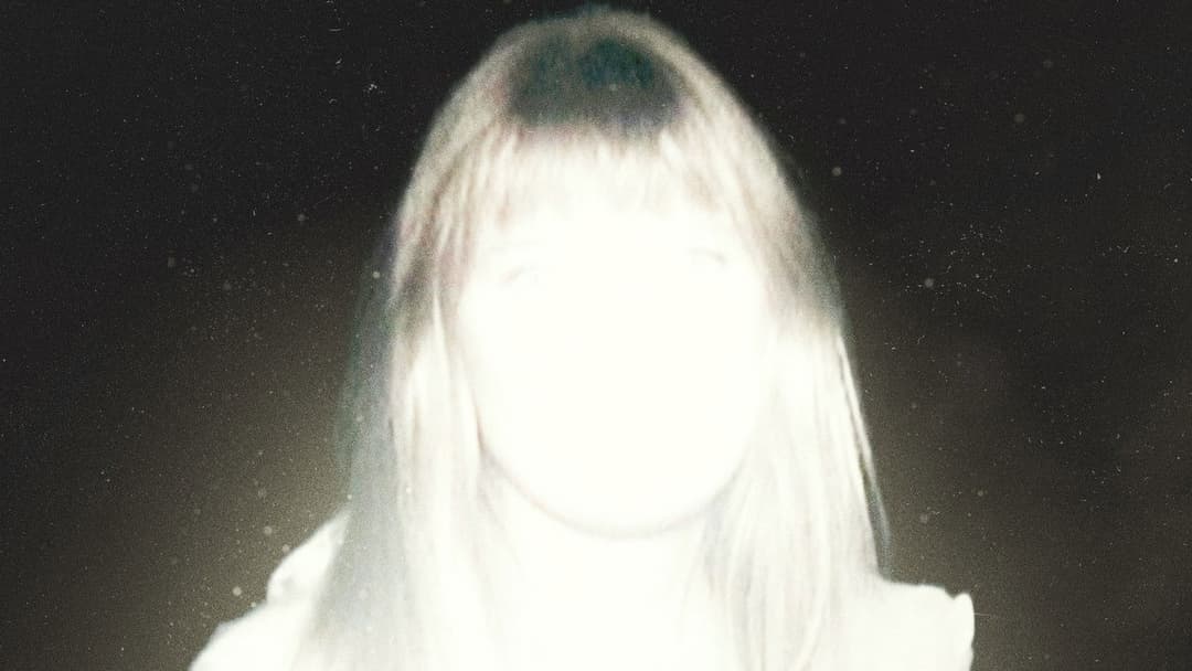 Shelby Oaks backdrop 20