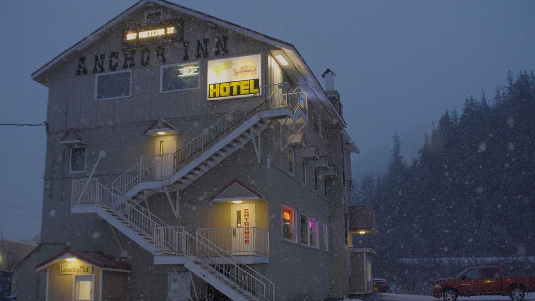 Prettier in Whittier backdrop 4