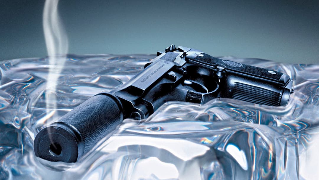 James Bond 007 - Stirb an einem anderen Tag backdrop 1