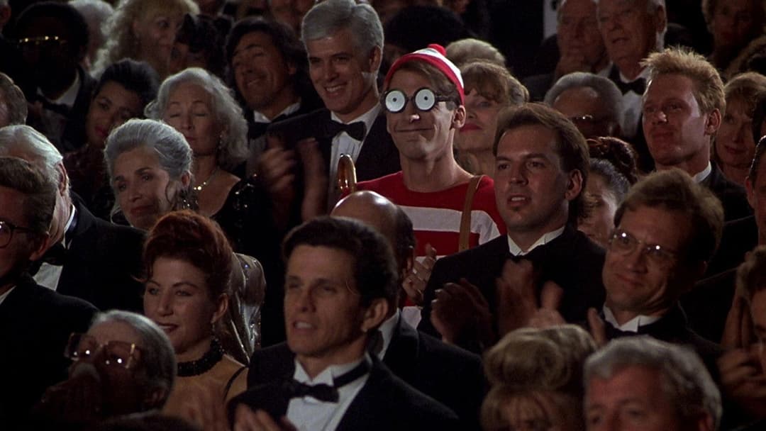 Голий пістолет 33⅓: Остання образа backdrop 8