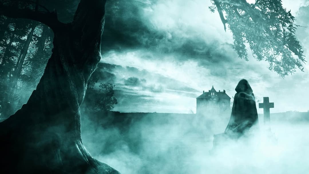 Жінка в чорному