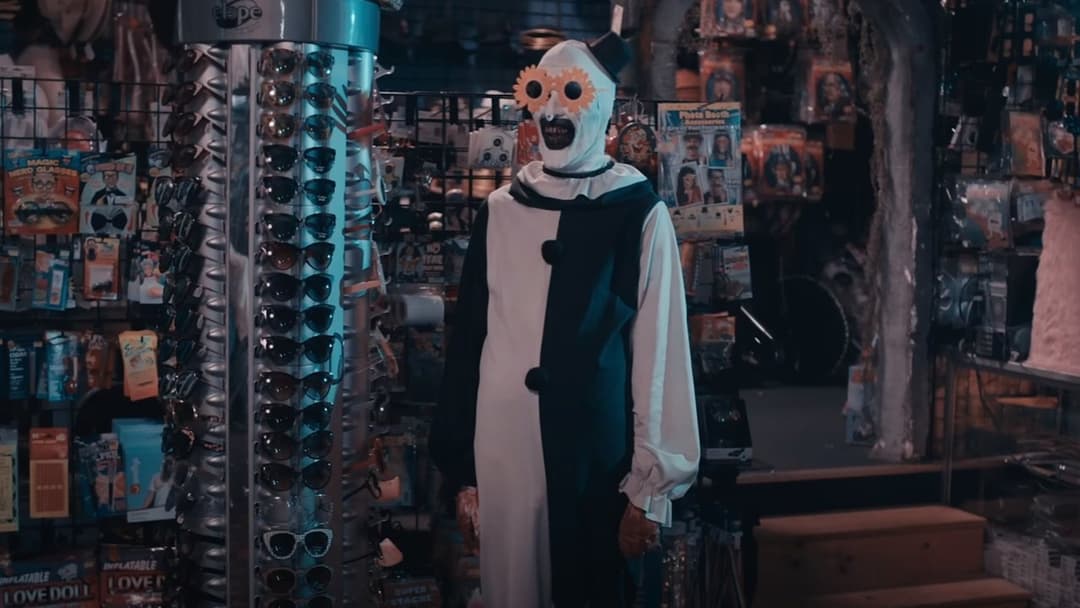 Той, що жахає 2 backdrop 8