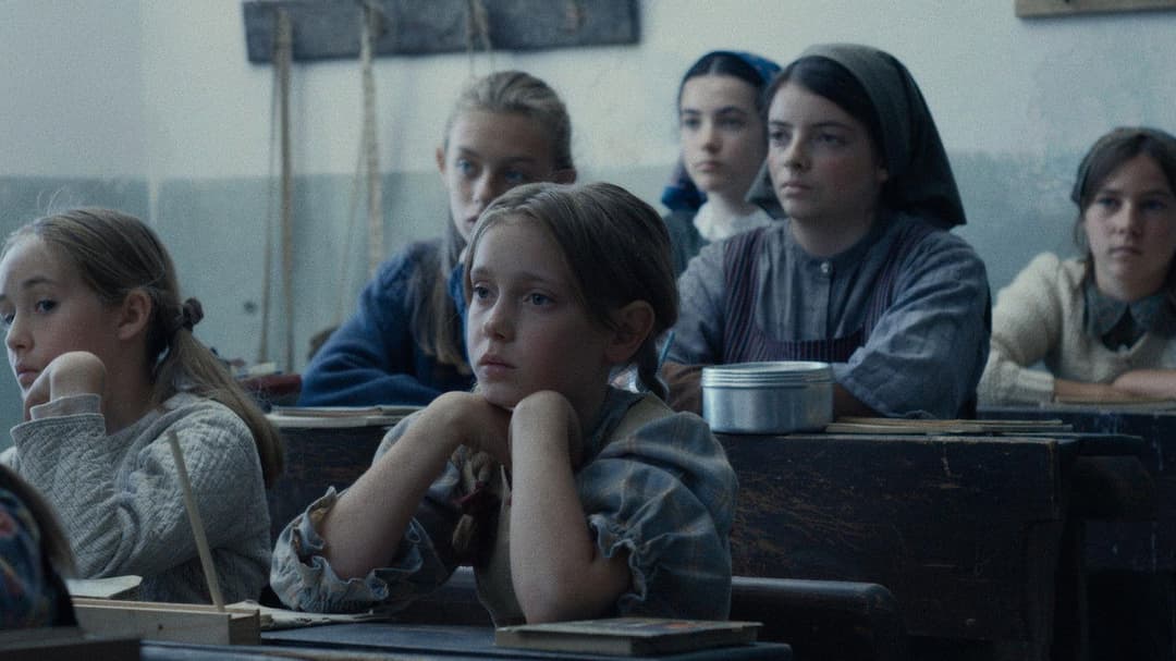 Vermiglio backdrop 19