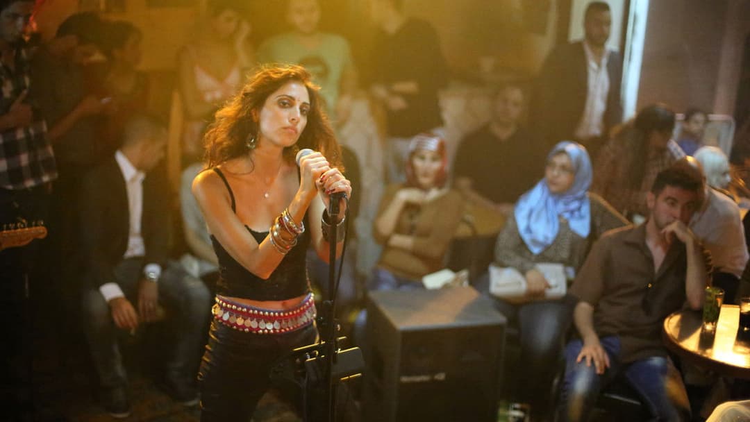 Only Lovers Left Alive backdrop 12