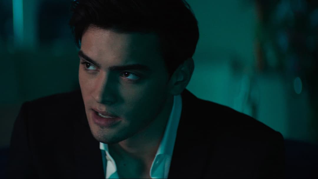 Culpa Mia - Meine Schuld backdrop 4