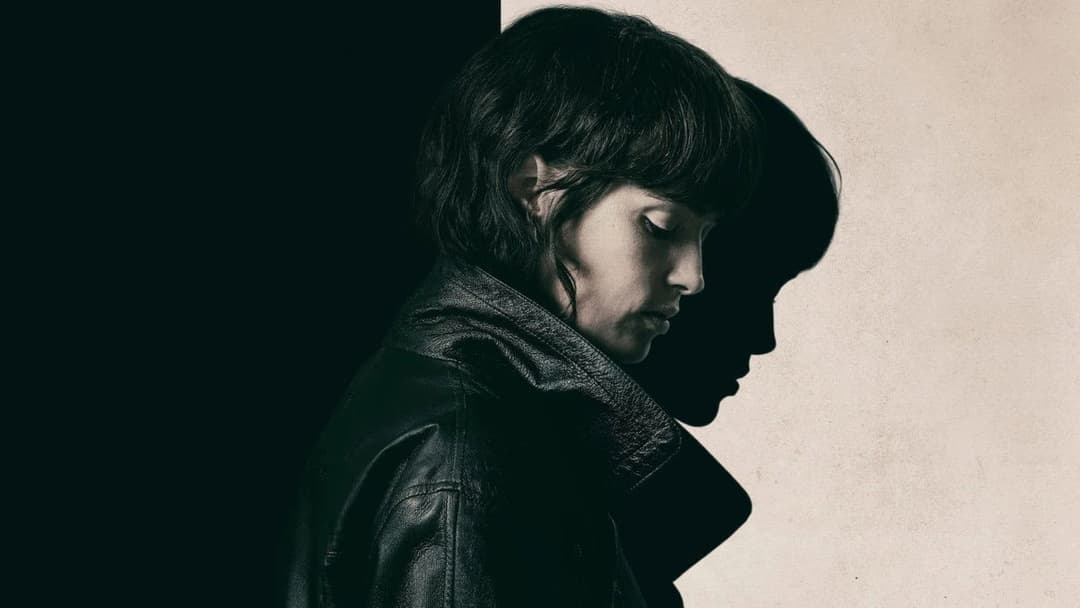 She Walks in Darkness backdrop 5